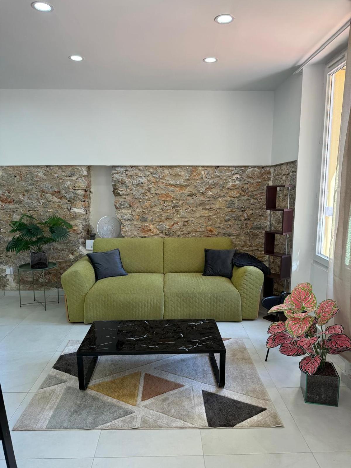 Bastide, Cannes